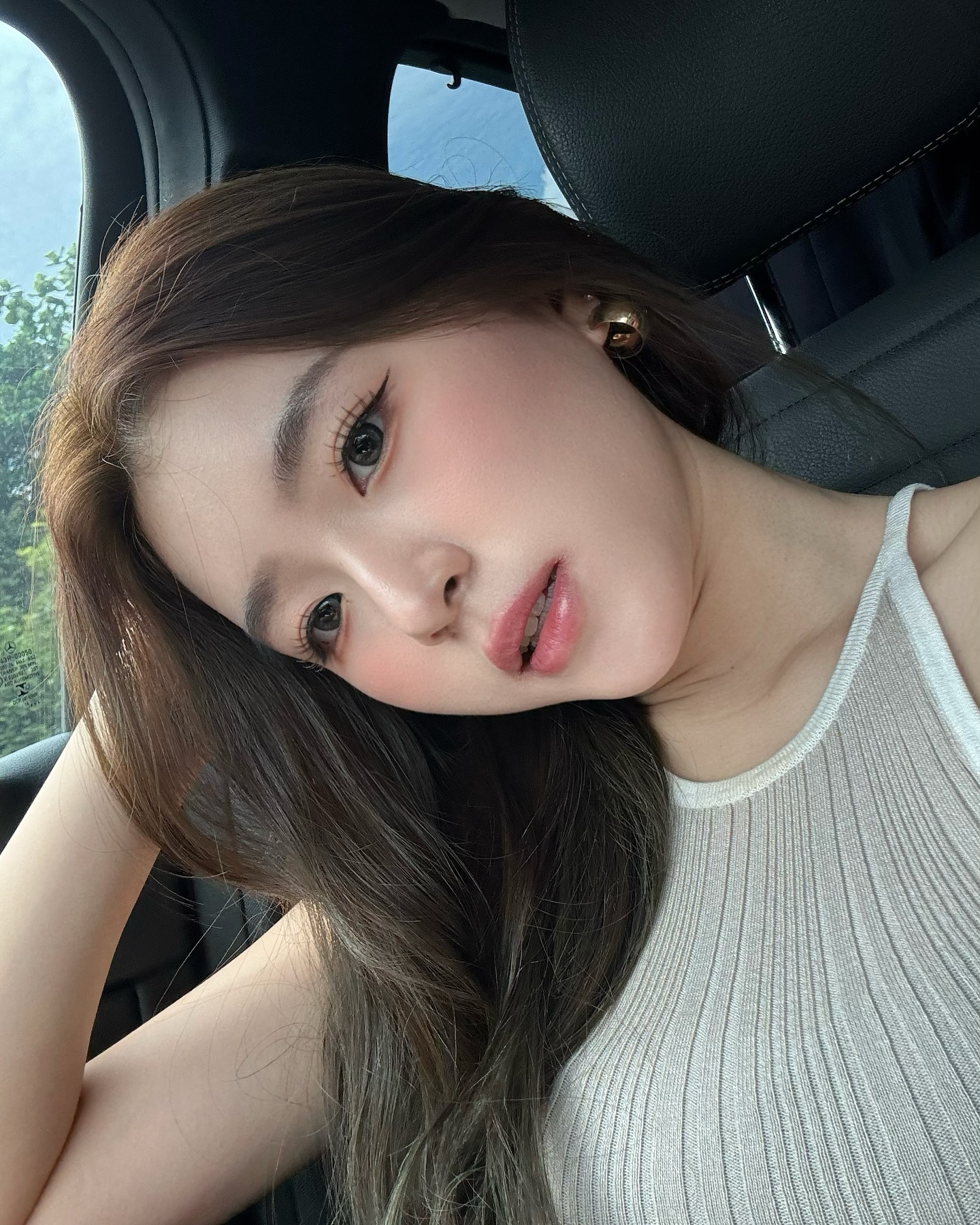 费城留学生约炮约爱加line：qj98877