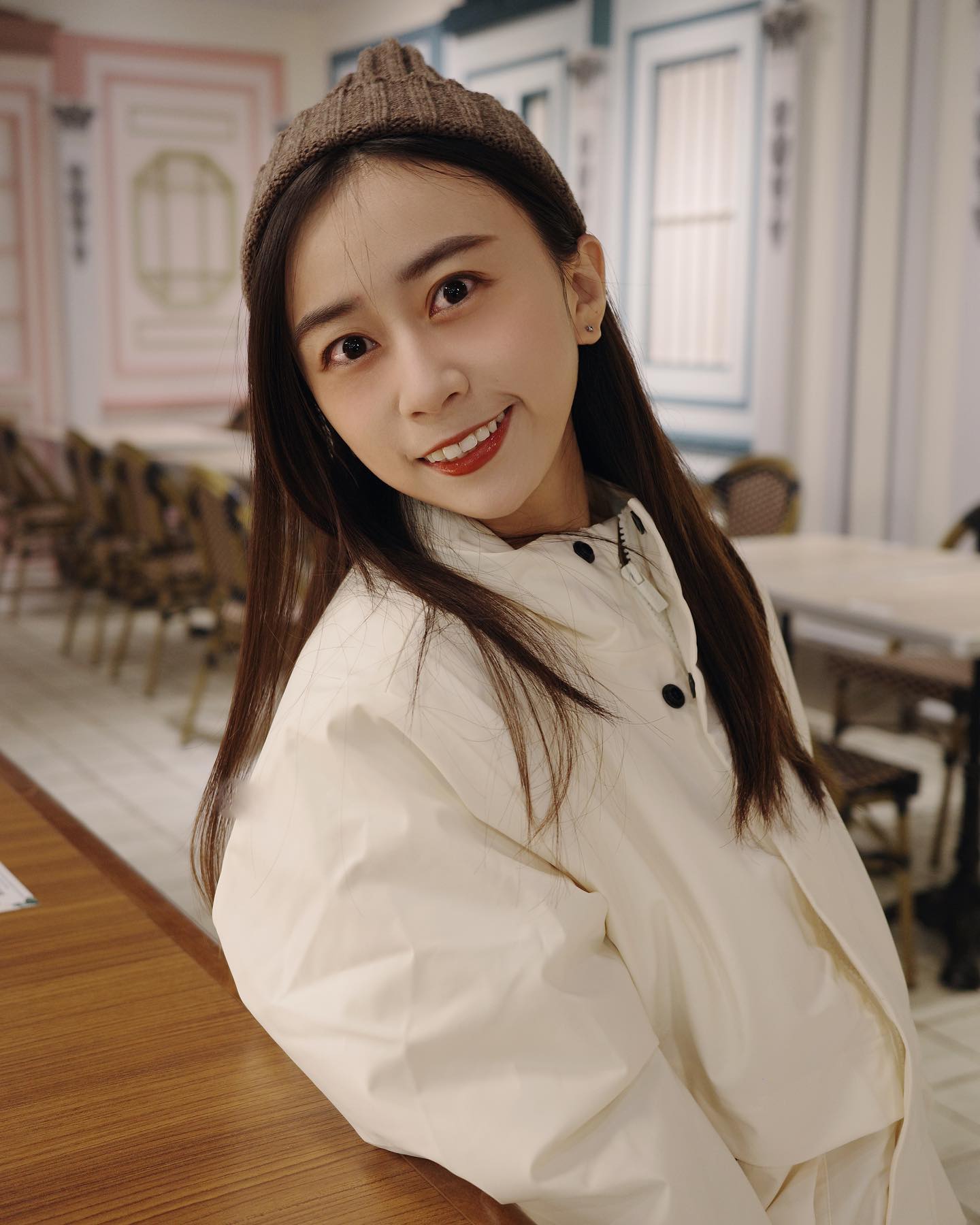 佛蒙特州留学生约炮约爱加line：qj98877