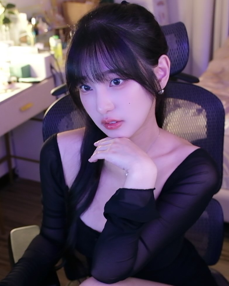 温哥华留学生约炮约爱加v  ; wt81369