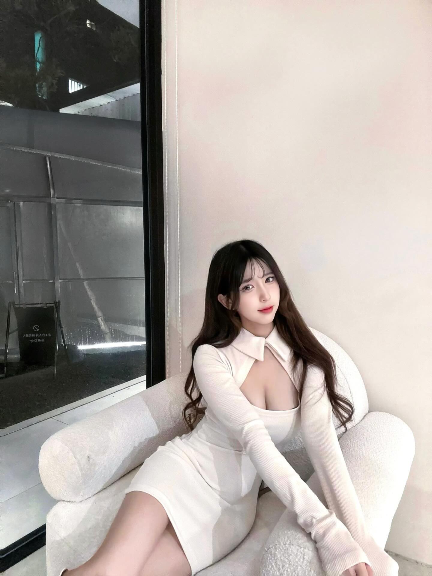 伍斯特留学生约炮约爱加line：qj98877可上门