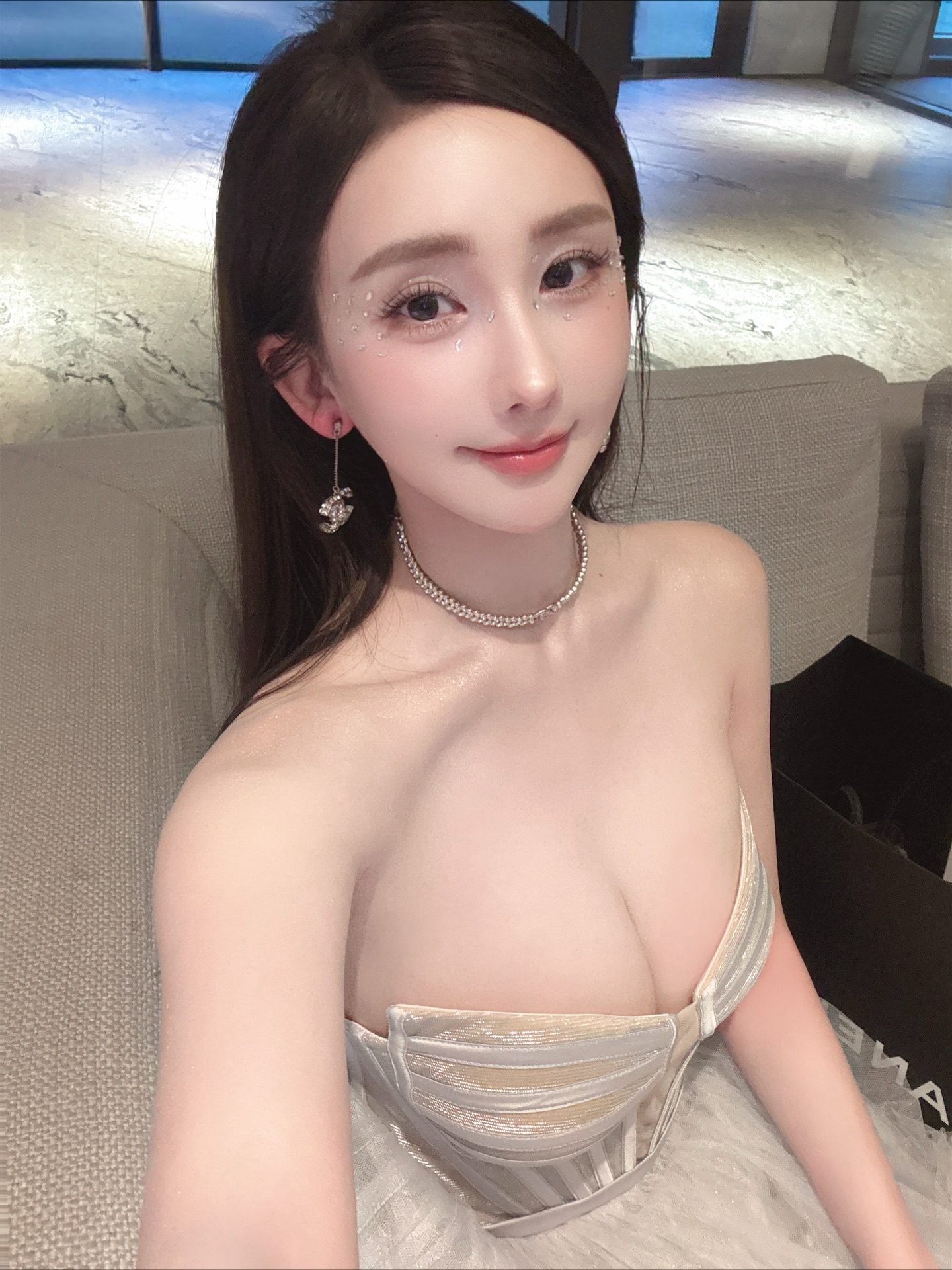 关岛留学生约炮约爱加line：wt8135